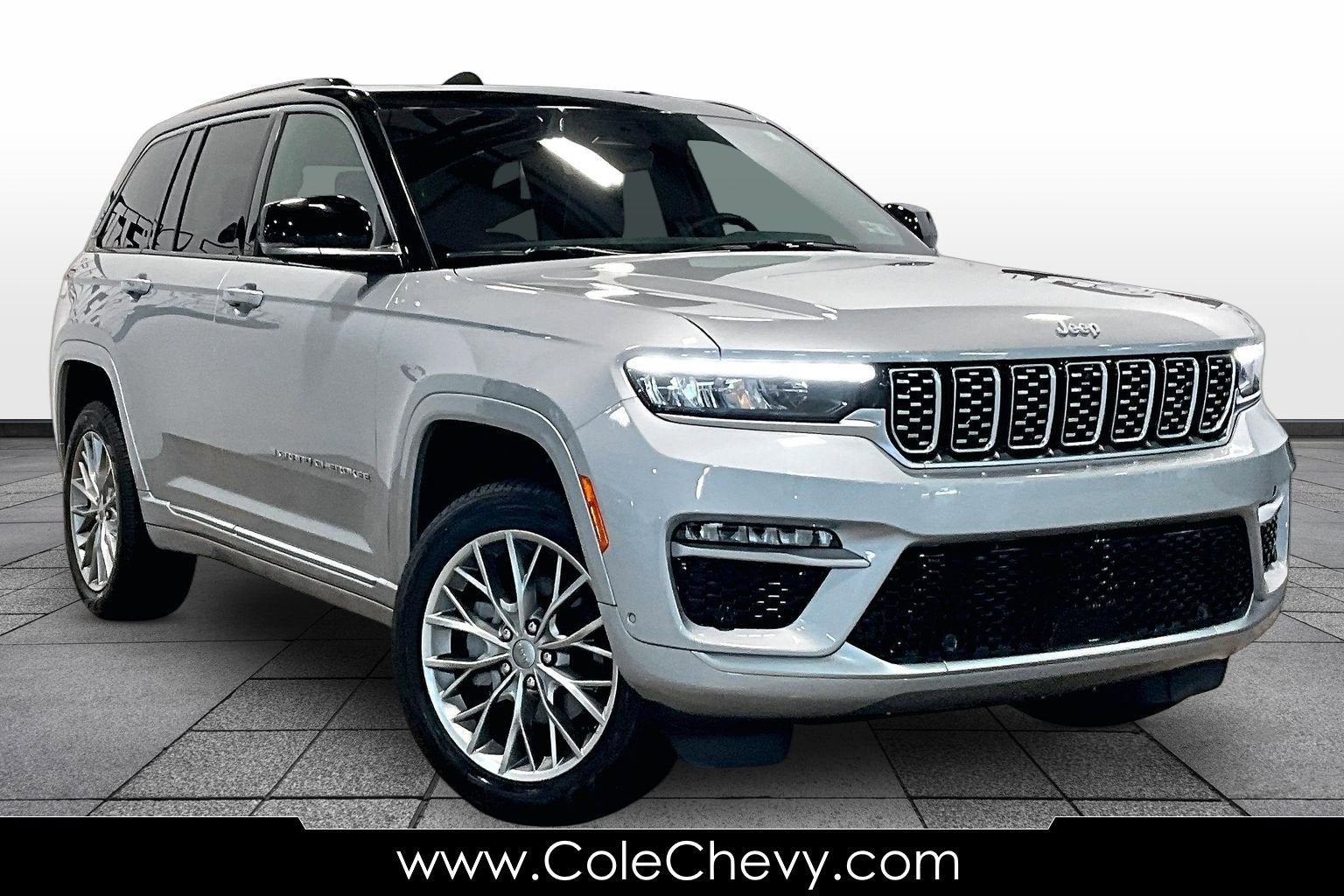 2025 Jeep Grand Cherokee Summit