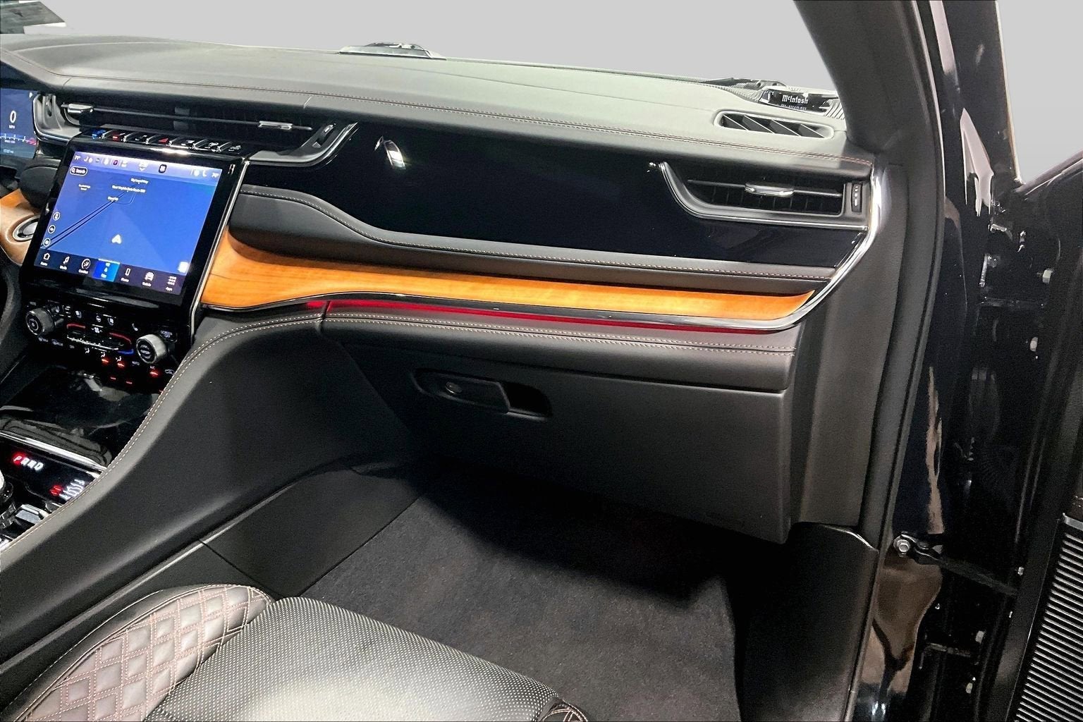 2023 Jeep Grand Cherokee 4xe Summit Reserve