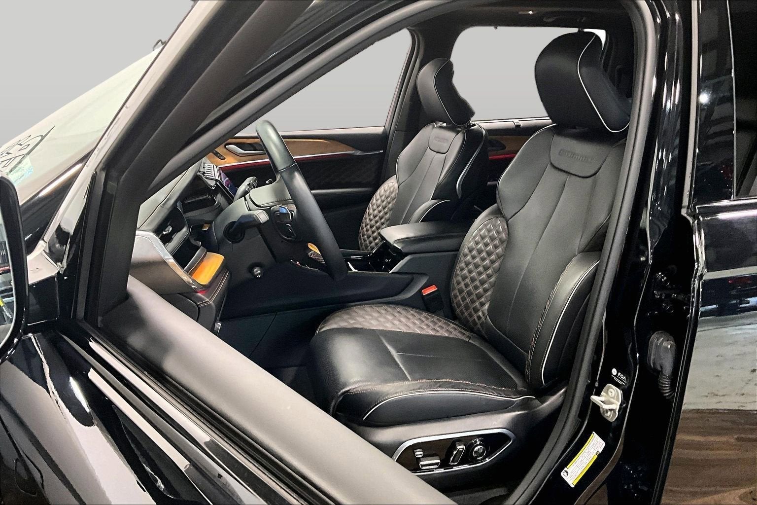 2023 Jeep Grand Cherokee 4xe Summit Reserve