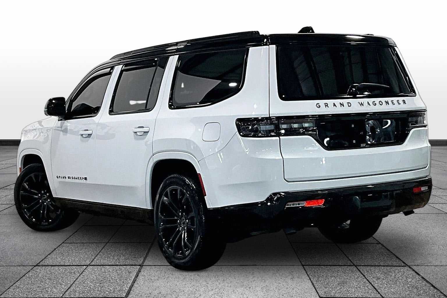 2024 Jeep Grand Wagoneer Series III Obsidian