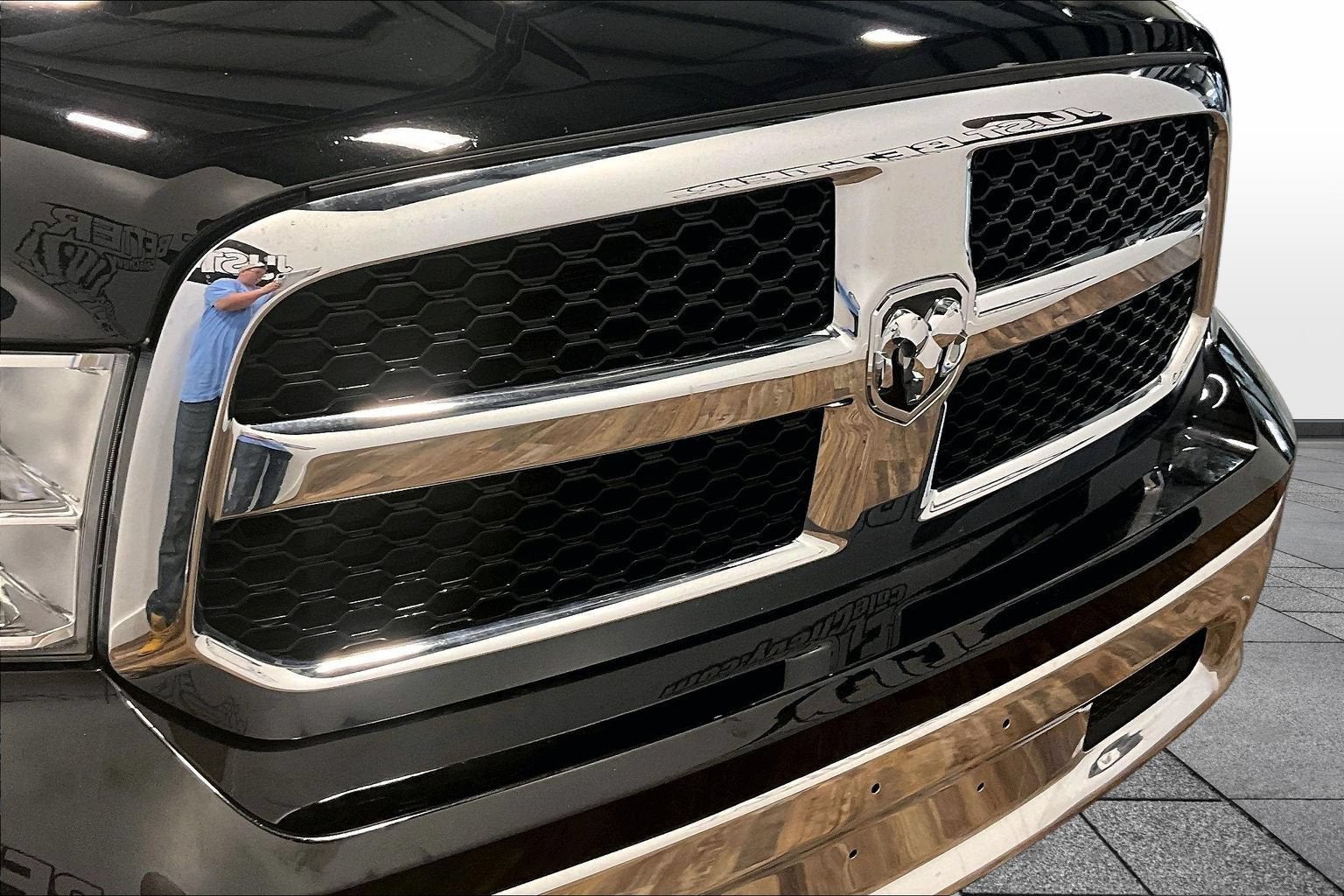 2024 RAM 1500 Classic SLT