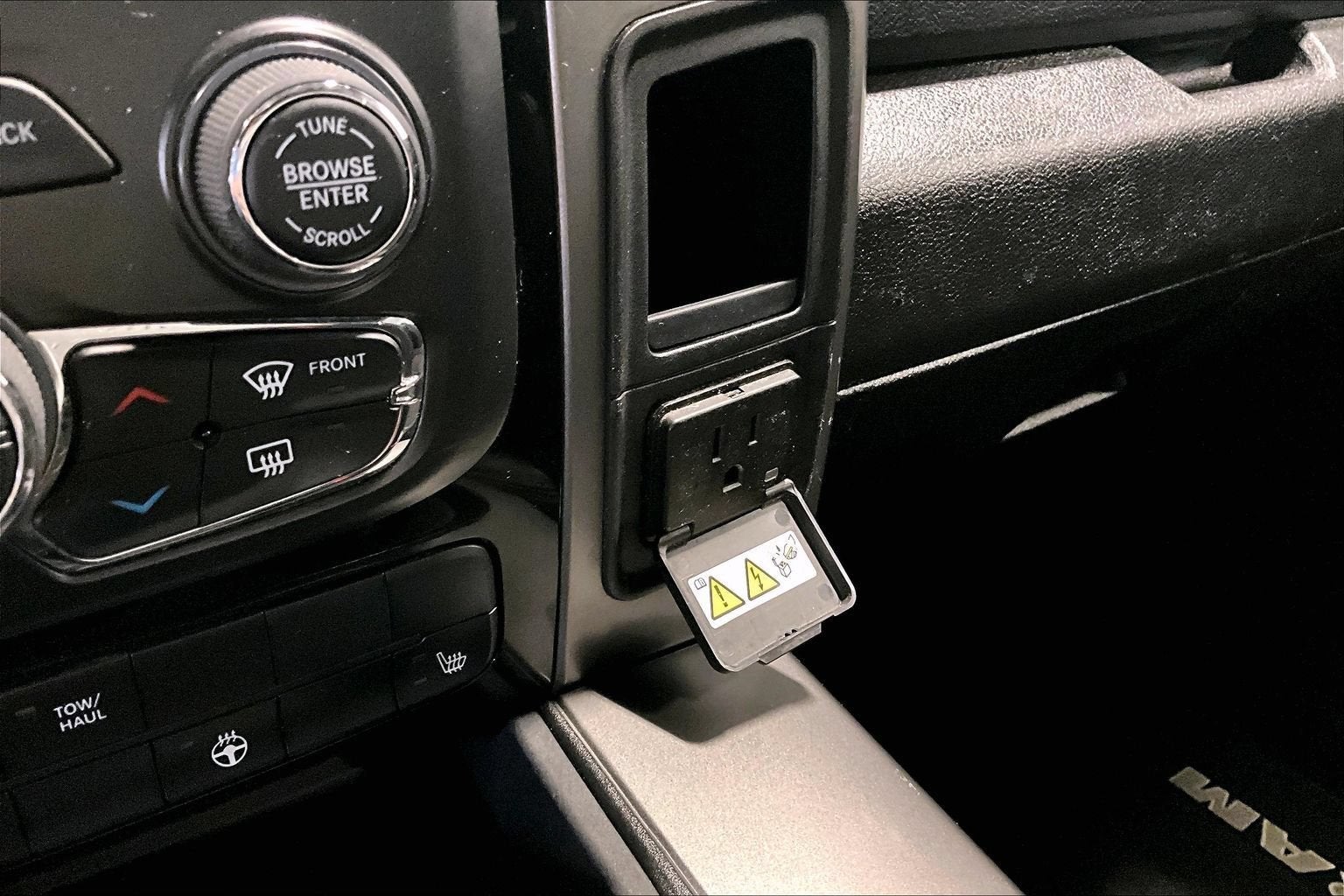 2017 RAM 1500 Sport