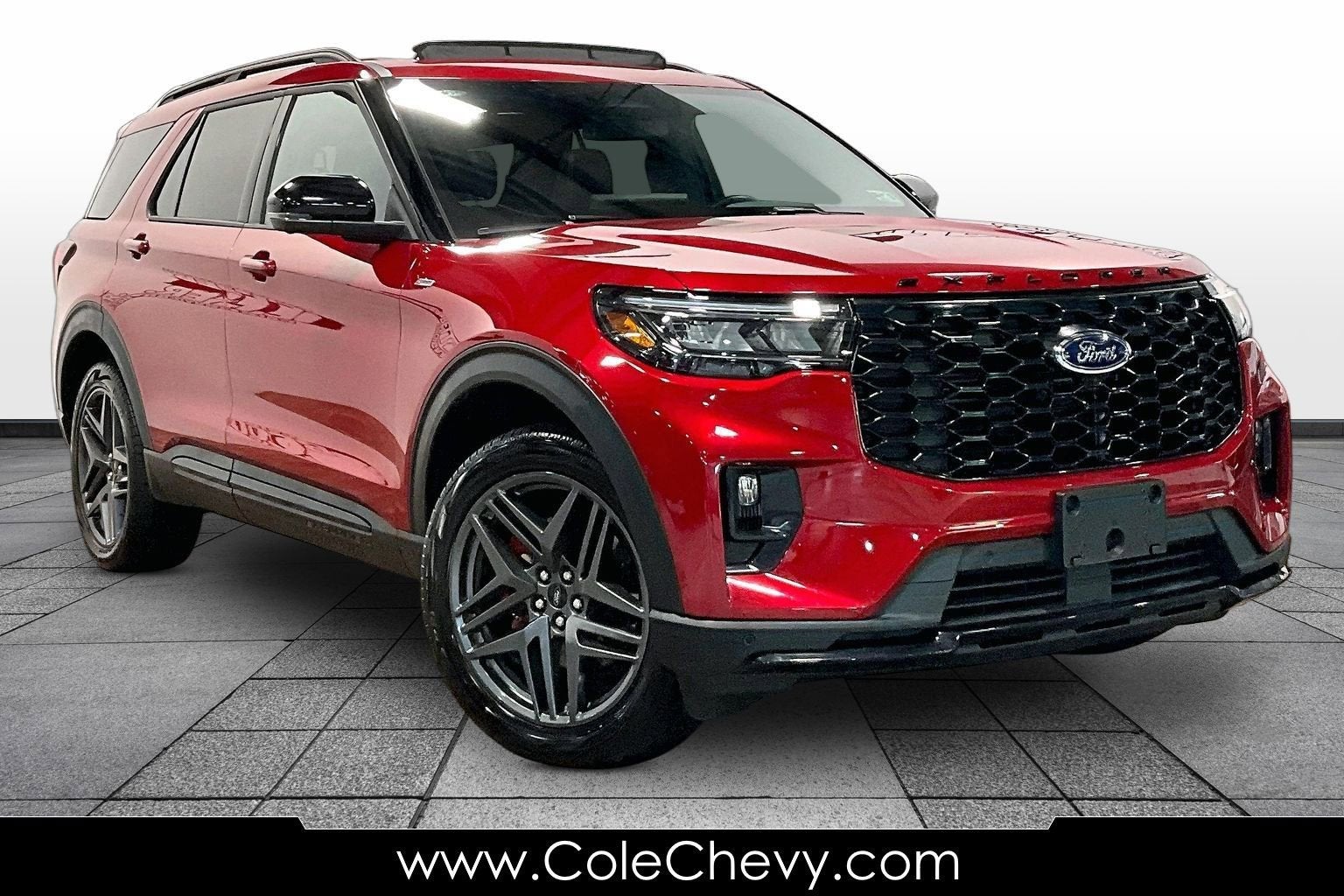 2025 Ford Explorer ST-Line