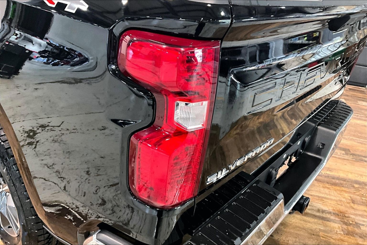 2023 Chevrolet Silverado 1500 LT (2FL)