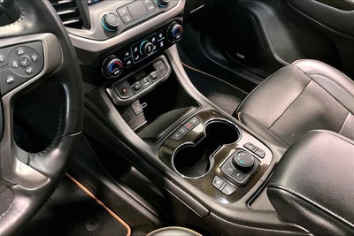 2022 GMC Acadia AT4