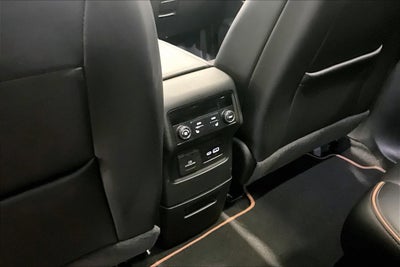 2022 GMC Acadia AT4