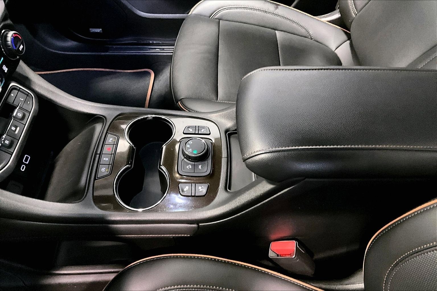 2021 GMC Acadia AT4