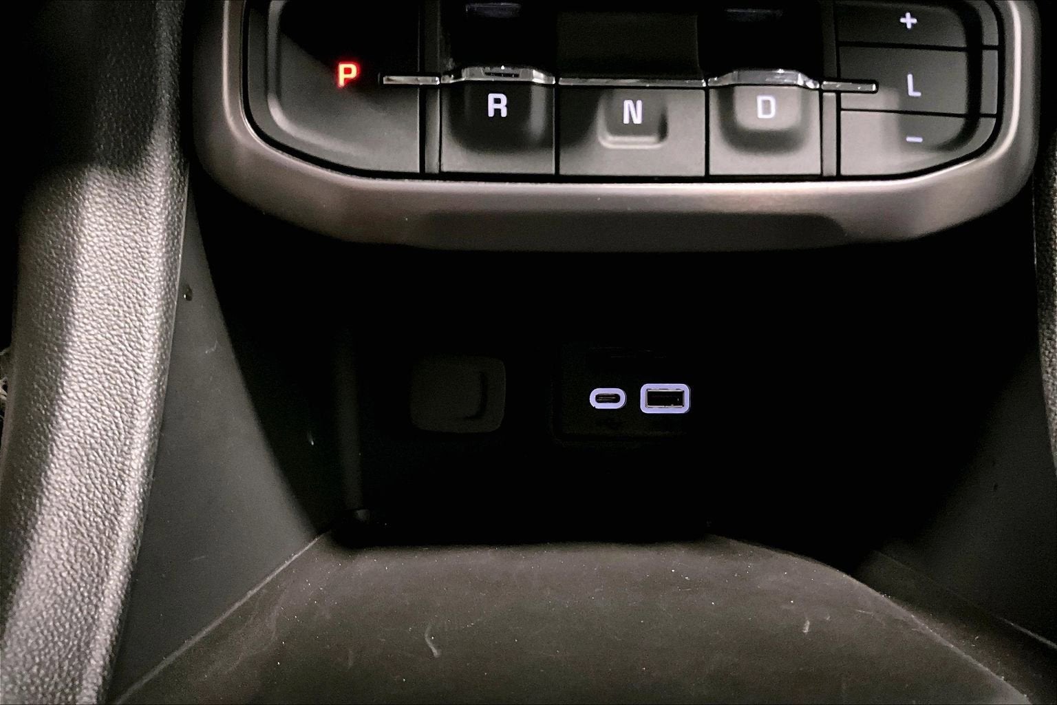 2021 GMC Acadia AT4