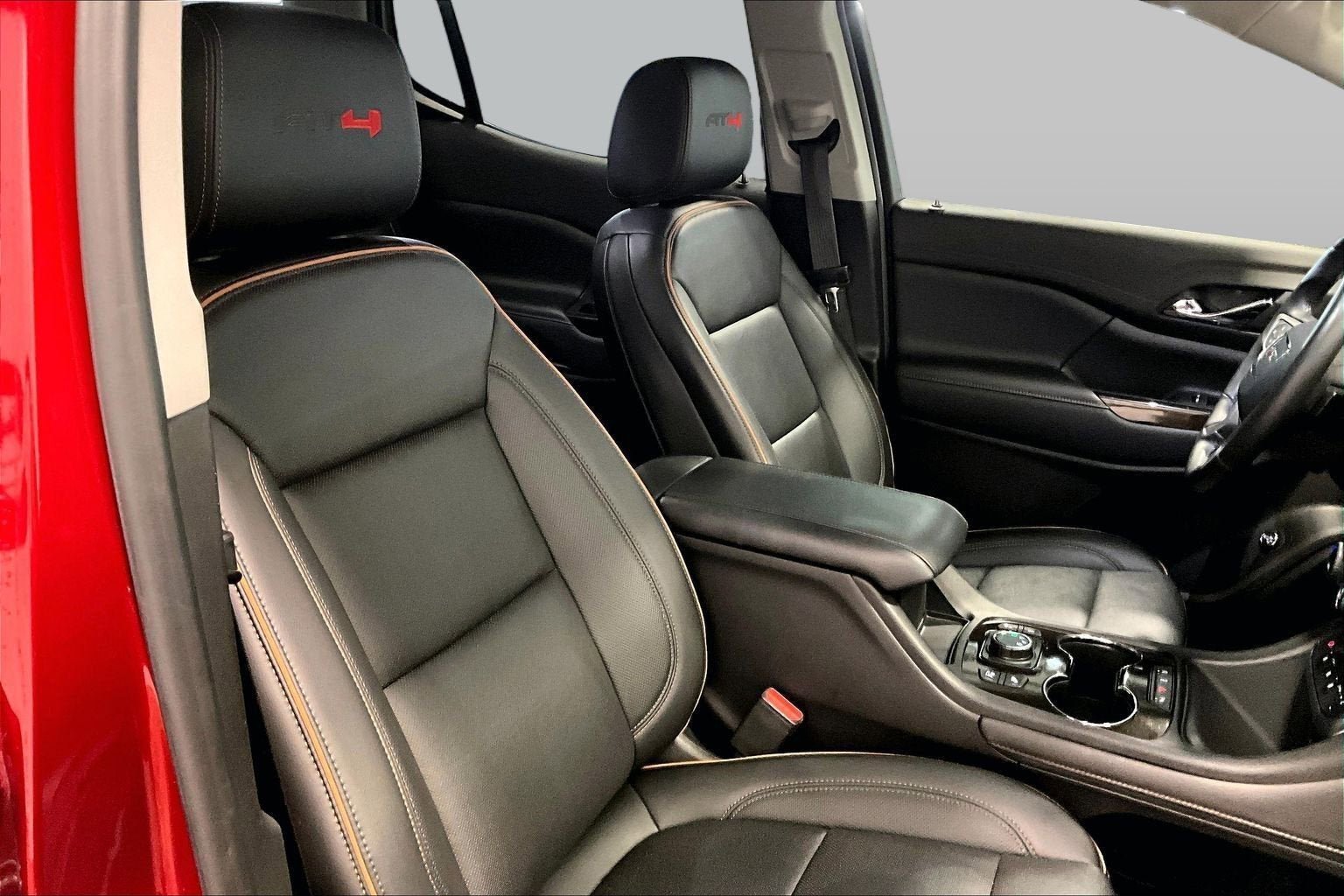 2021 GMC Acadia AT4