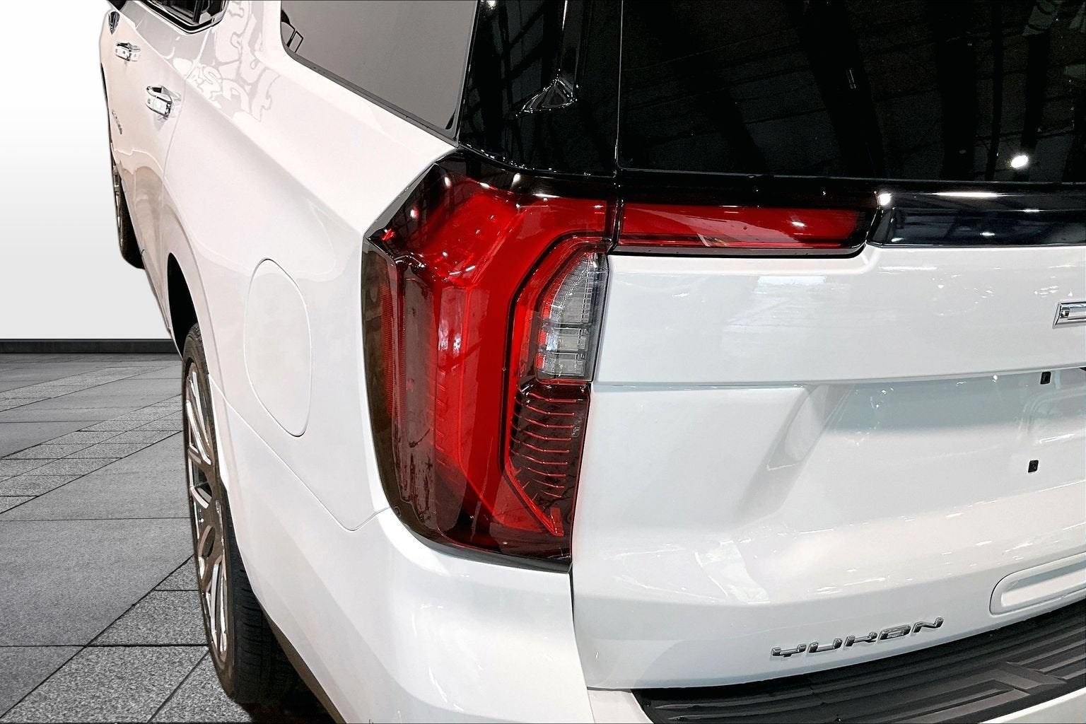 2026 GMC Yukon Denali Ultimate - Photo 28