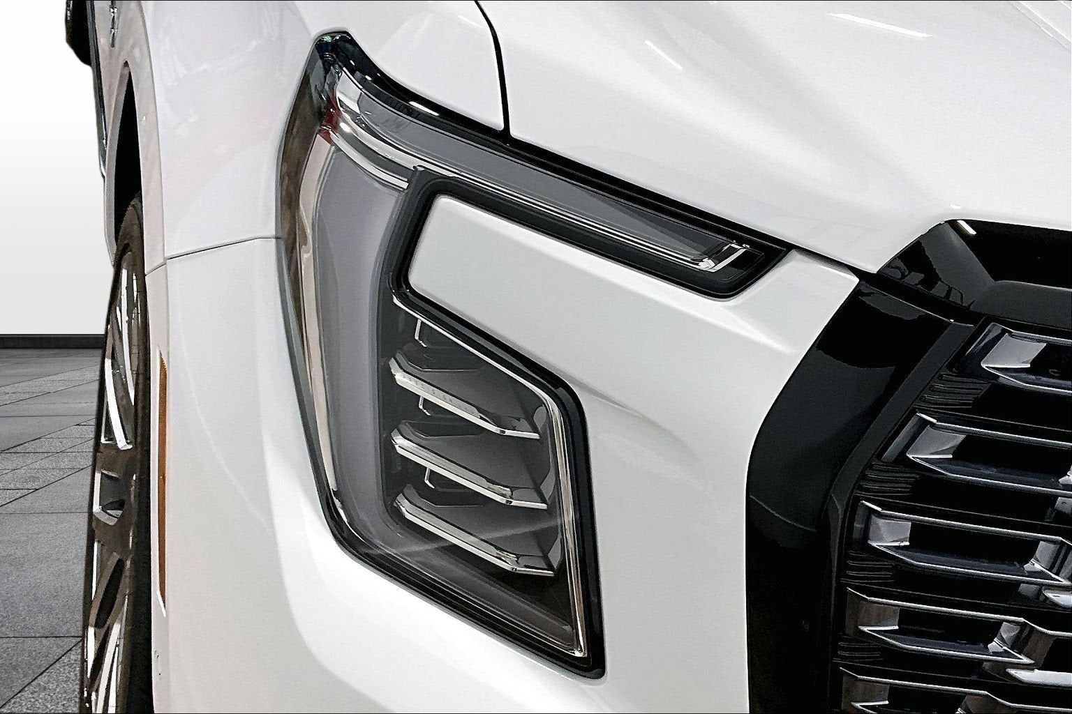 2026 GMC Yukon Denali Ultimate - Photo 34