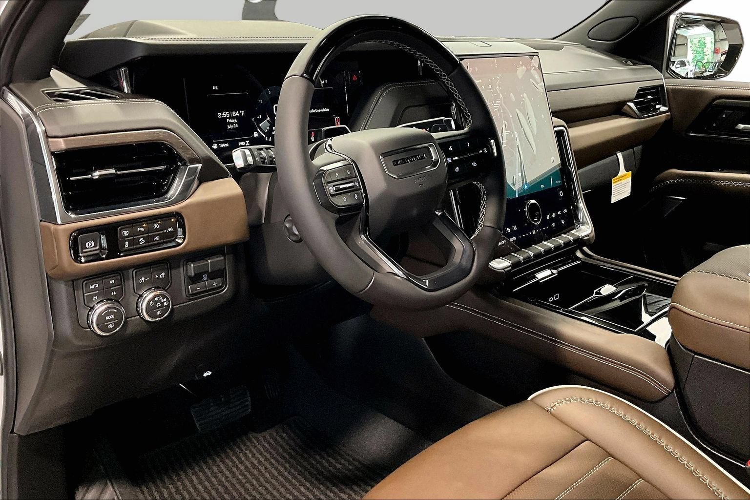 2026 GMC Yukon Denali Ultimate - Photo 6