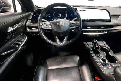 2024 Cadillac XT4 Premium Luxury