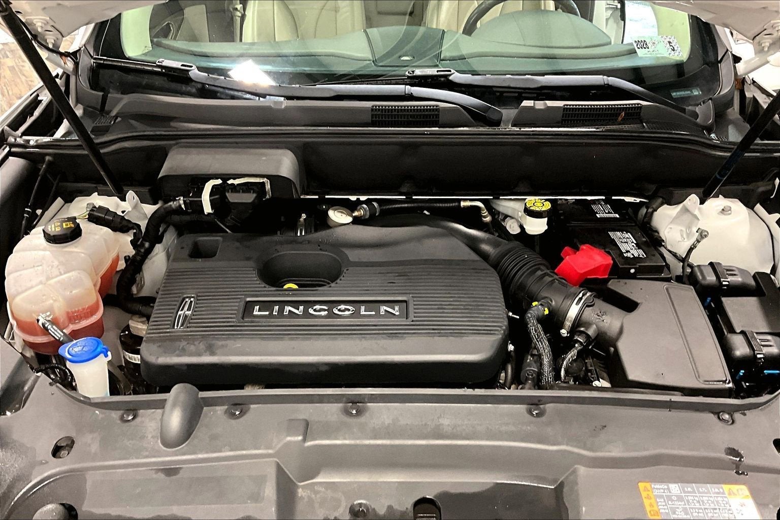 2019 Lincoln Nautilus Select