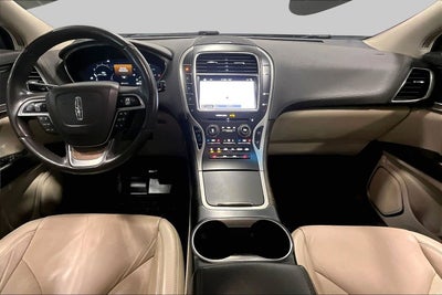 2019 Lincoln Nautilus Select