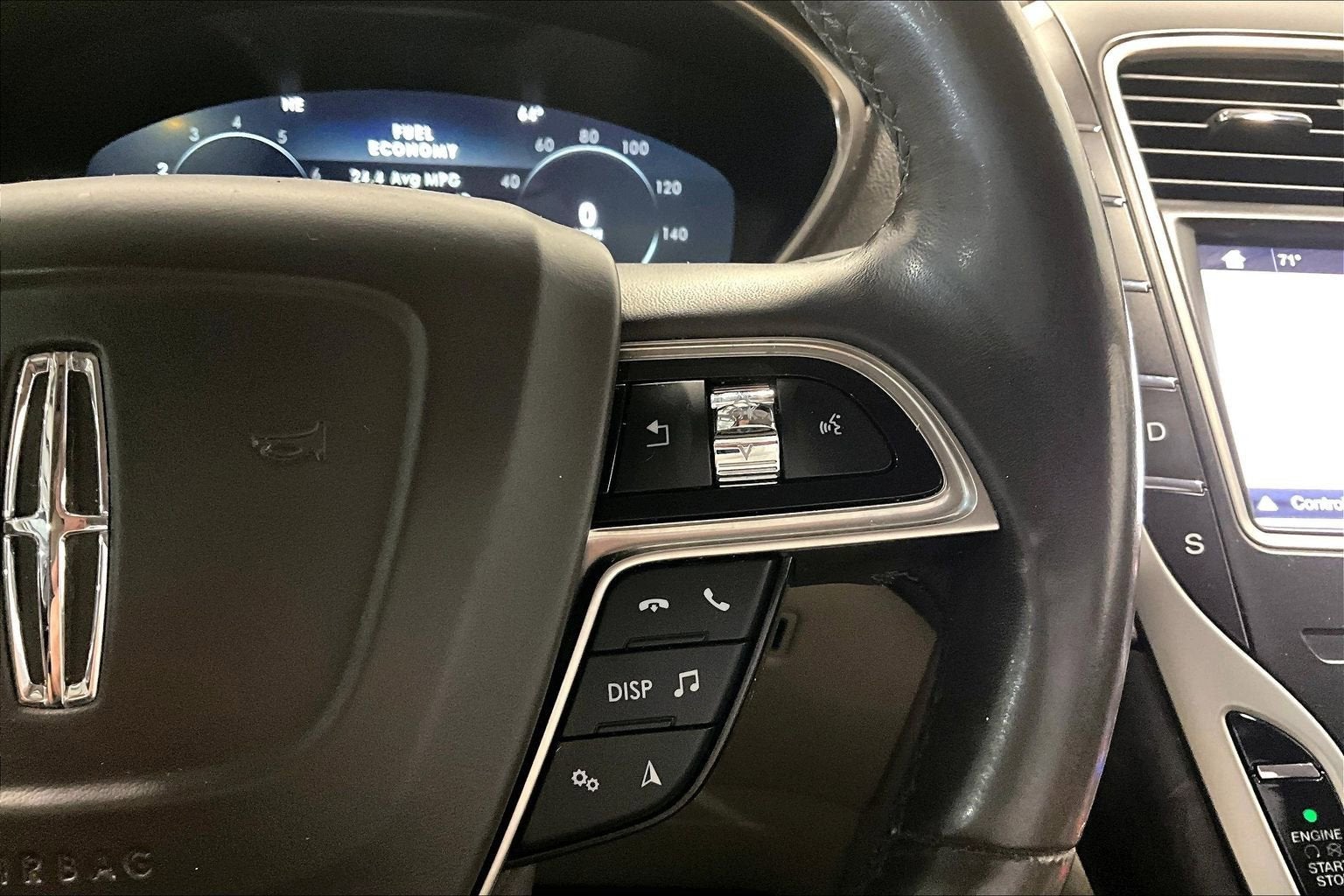 2019 Lincoln Nautilus Select