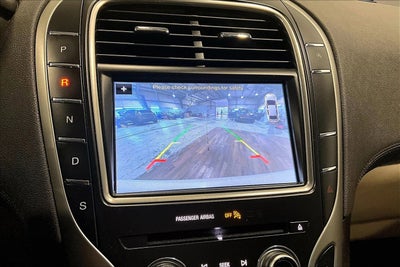 2019 Lincoln Nautilus Select