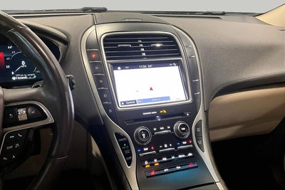 2019 Lincoln Nautilus Select