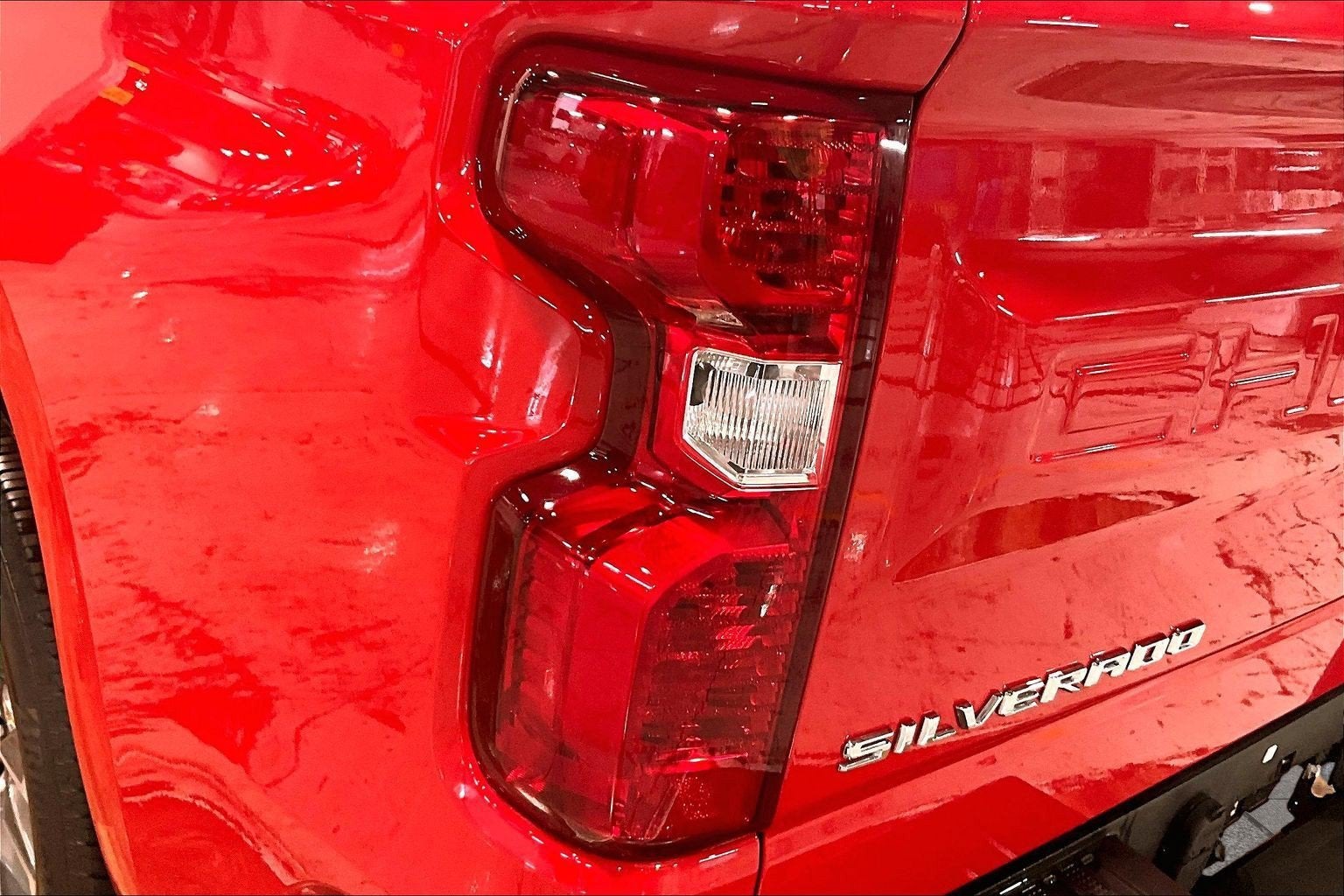 2025 Chevrolet Silverado 1500 LT (2FL)