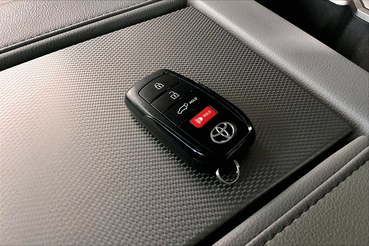 2024 Toyota Sequoia SR5