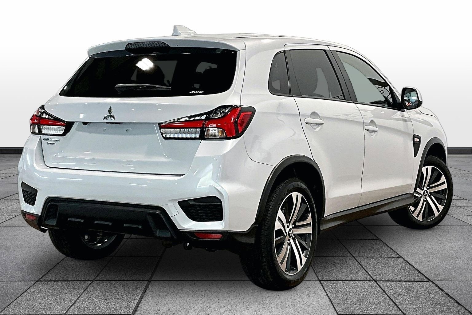 2023 Mitsubishi Outlander Sport ES