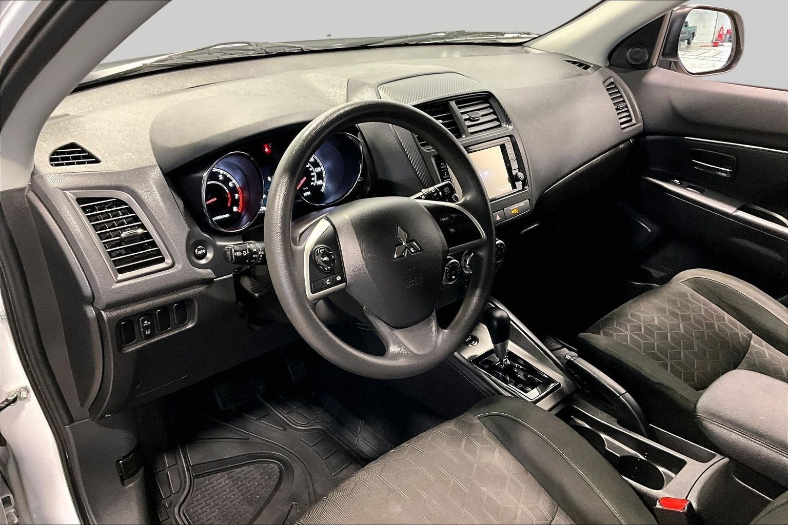 2023 Mitsubishi Outlander Sport ES