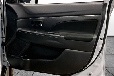 2023 Mitsubishi Outlander Sport ES