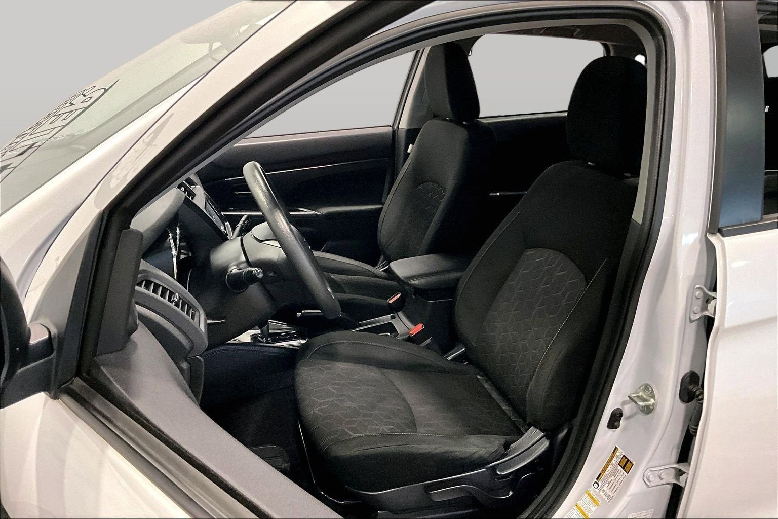 2023 Mitsubishi Outlander Sport ES