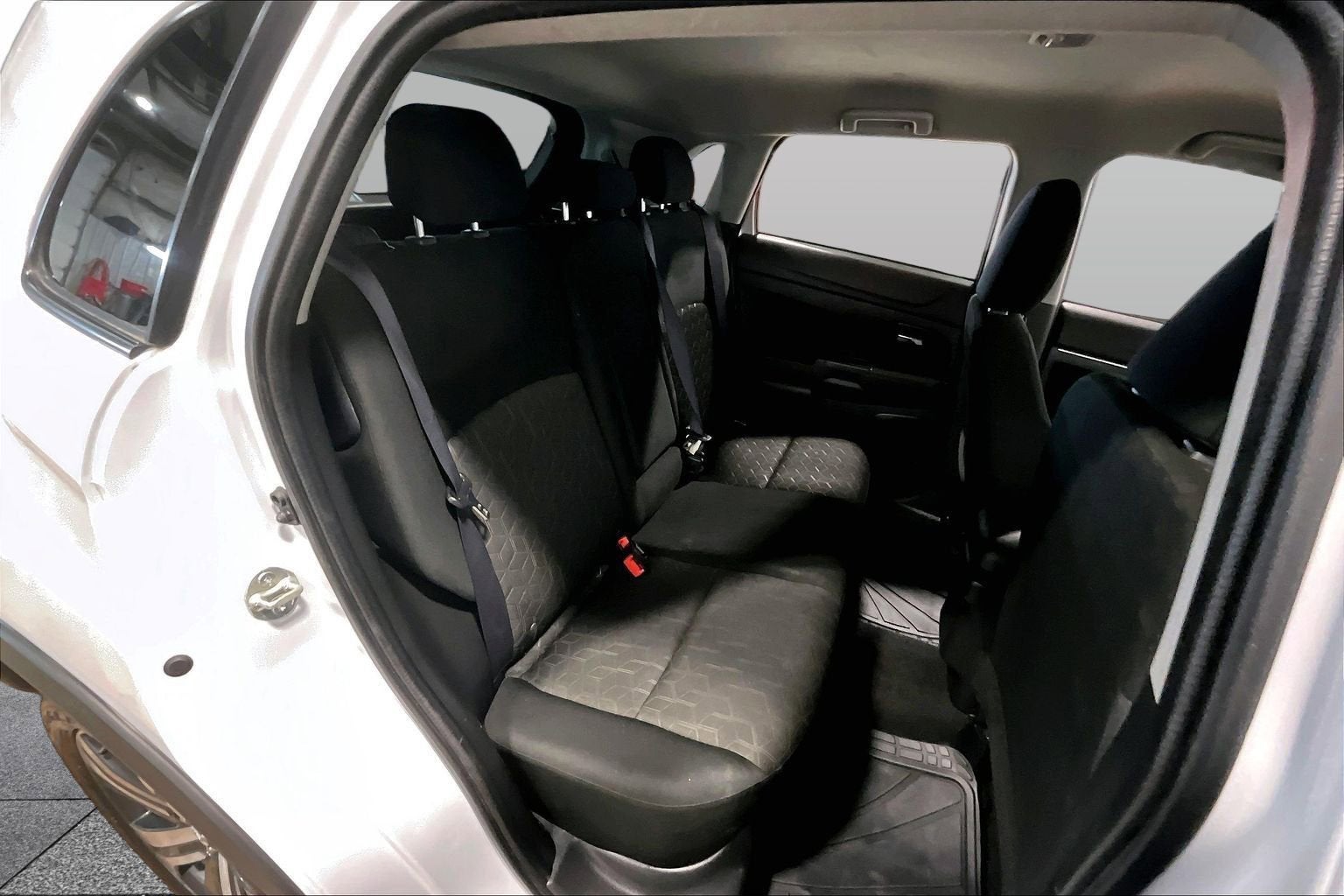 2023 Mitsubishi Outlander Sport ES