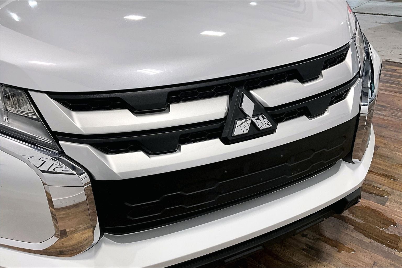 2023 Mitsubishi Outlander Sport ES