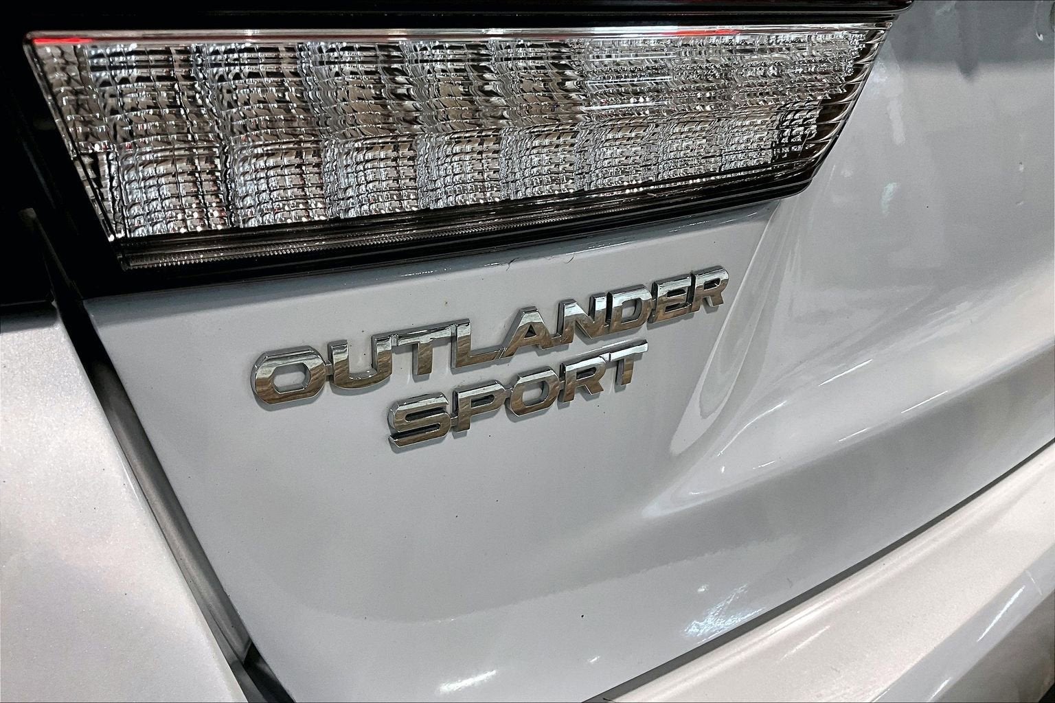 2023 Mitsubishi Outlander Sport ES