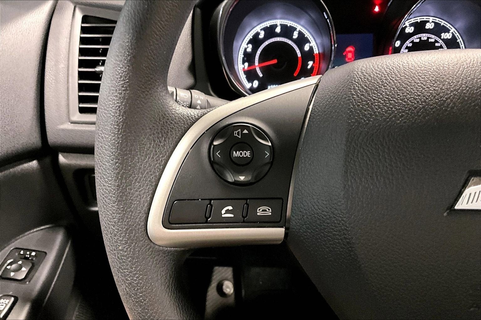 2025 Mitsubishi Outlander Sport S