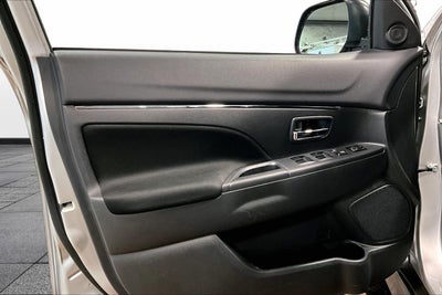 2025 Mitsubishi Outlander Sport S