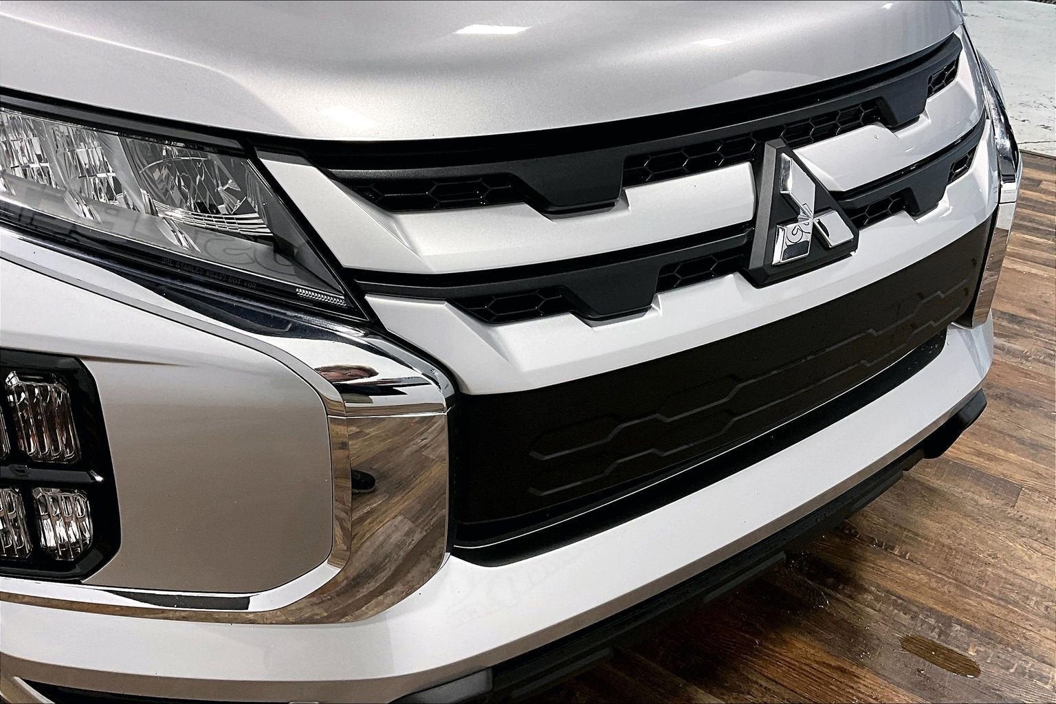 2025 Mitsubishi Outlander Sport S