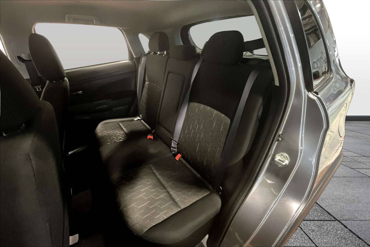 2025 Mitsubishi Outlander Sport S