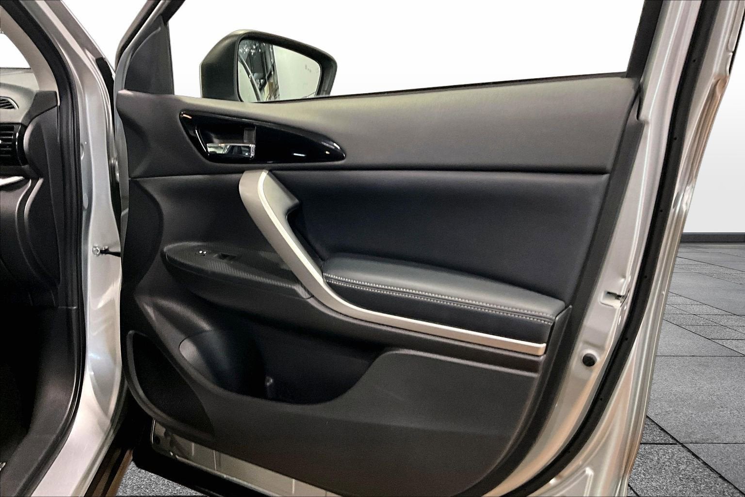 2025 Mitsubishi Eclipse Cross SE