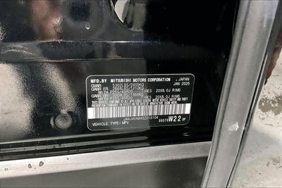 2025 Mitsubishi Outlander SE