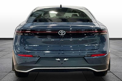 2026 Toyota Crown Platinum