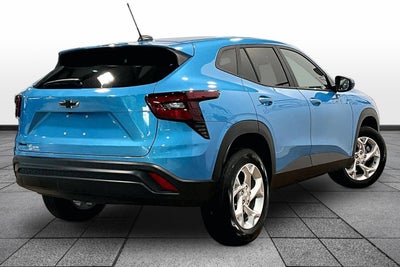 2025 Chevrolet Trax LS
